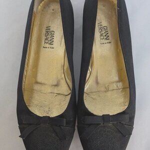 VTG Gianni Versace Women's Shoes Flat Black Slides Sz 38 1/2 with Bow & Logo